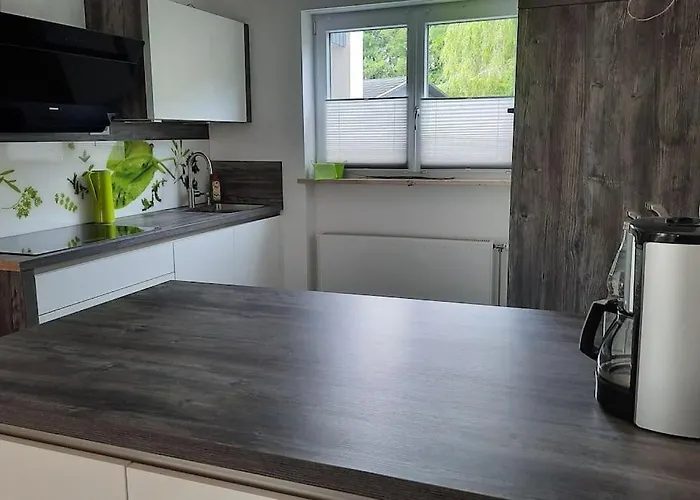 Ferienhaus-ferienwohnung Weitblick Mit Garten Und Malerischem Bergpanorama Appartement Oberammergau