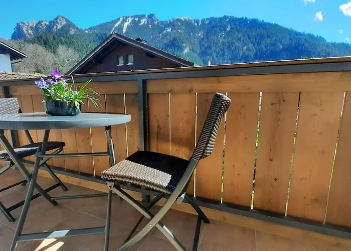 Ferienhaus-ferienwohnung Weitblick Mit Garten Und Malerischem Bergpanorama Appartement *